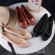 women's sandals